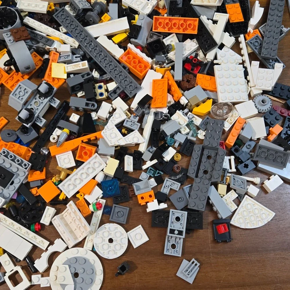 LEGO Bulk Lot 5lb Mixed Bricks Specialty Pieces Star Wars BB-8 Parts Assortment